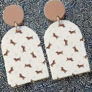 MODCLOTH ACRYLIC MINI DACHSHUND PUPPY EARRINGS